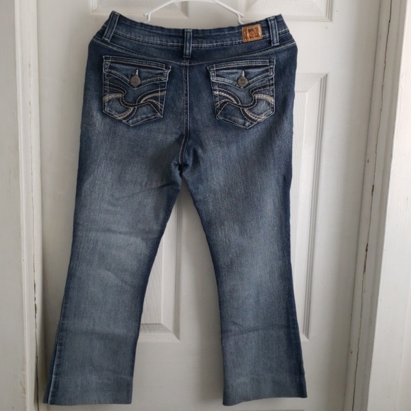 l.e.i. - Picture 3 of 7